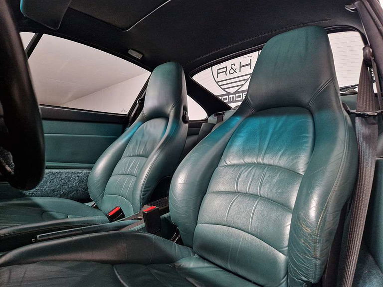 Porsche 993 Carrera 4S