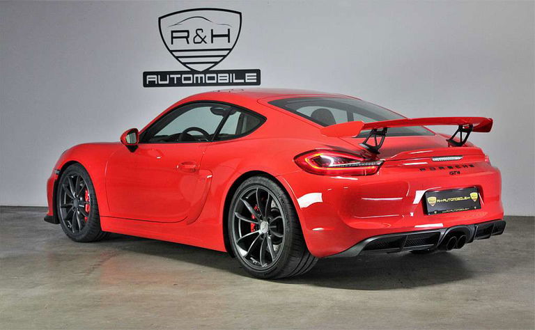 Porsche 981 Cayman GT4