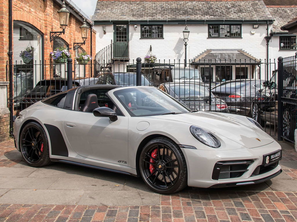 Porsche 992 Targa 4 GTS
