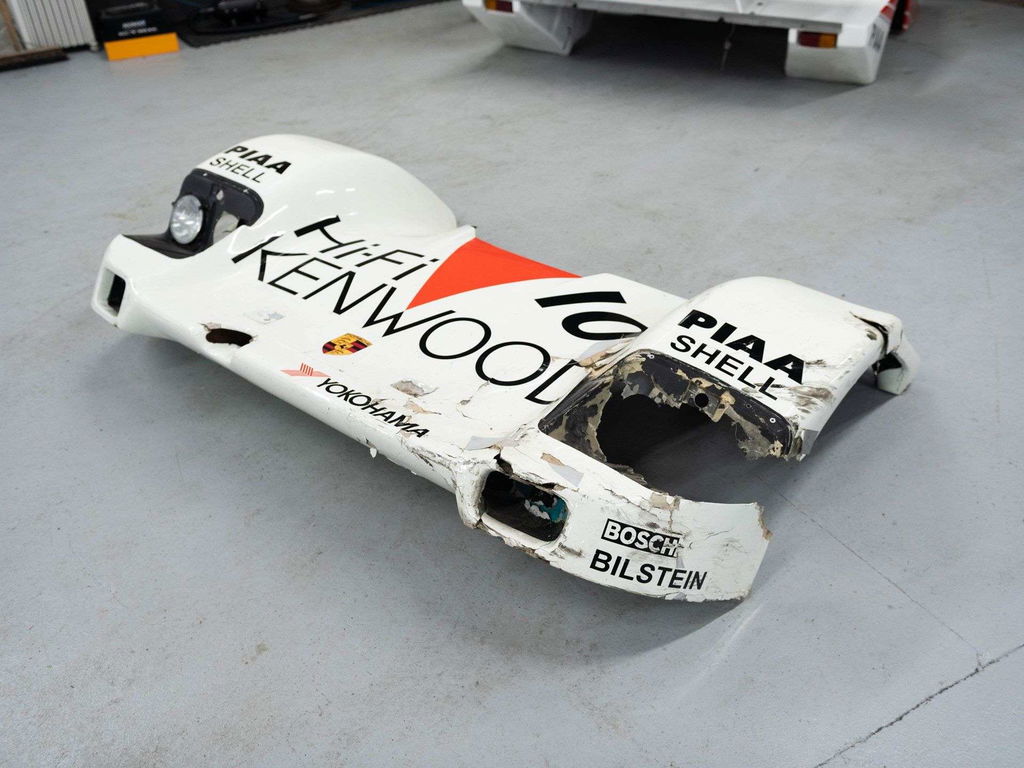 Porsche 962