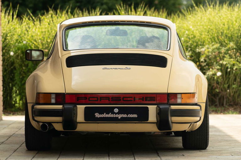 Porsche 911 Carrera 3,0