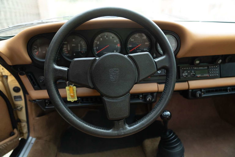 Porsche 911 Carrera 3,0