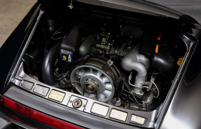 Porsche 911 Carrera 3.2