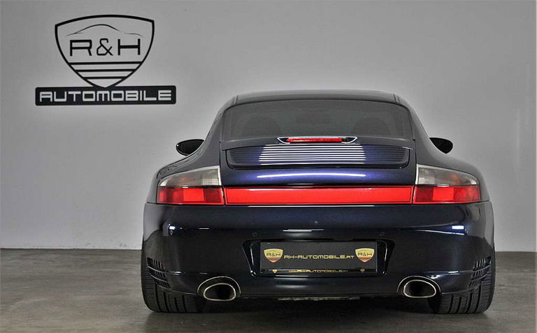 Porsche 996 Carrera 4S