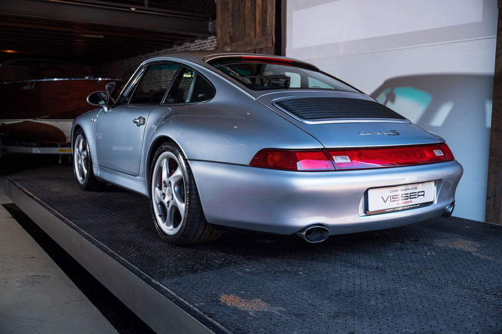 Porsche 993 Carrera 4S