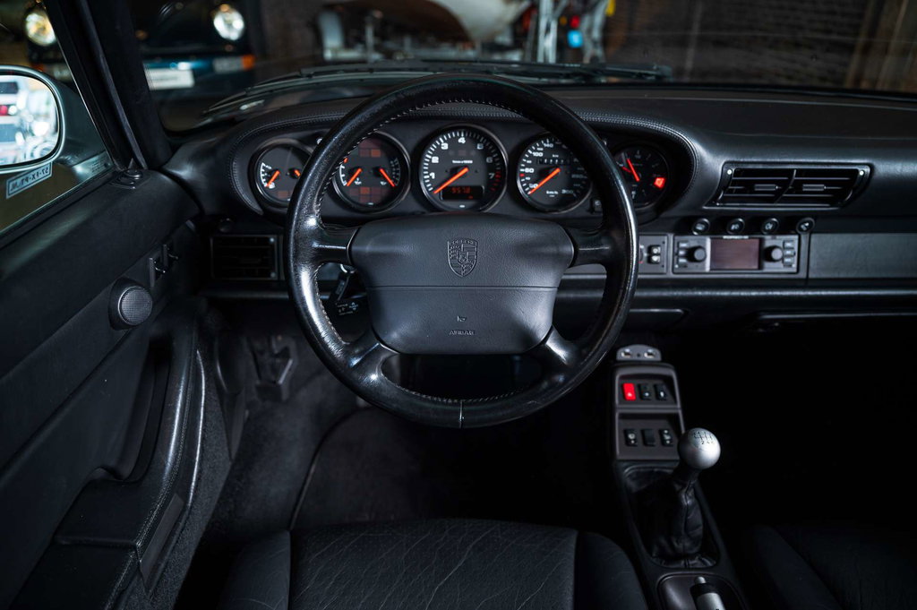 Porsche 993 Carrera 4S