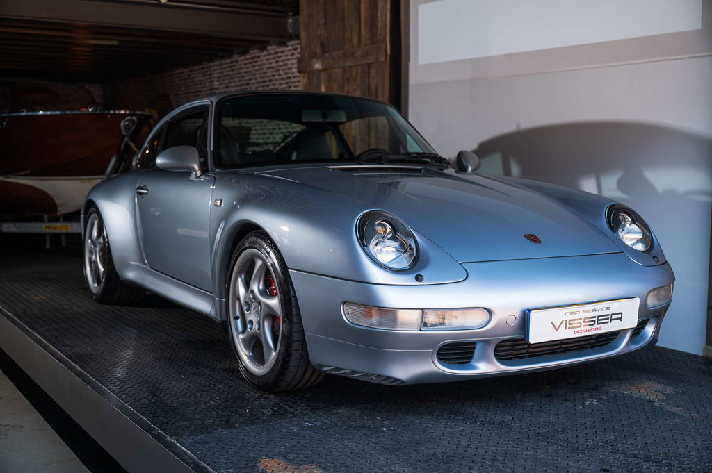 Porsche 993 Carrera 4S