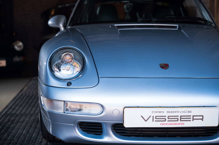 Porsche 993 Carrera 4S
