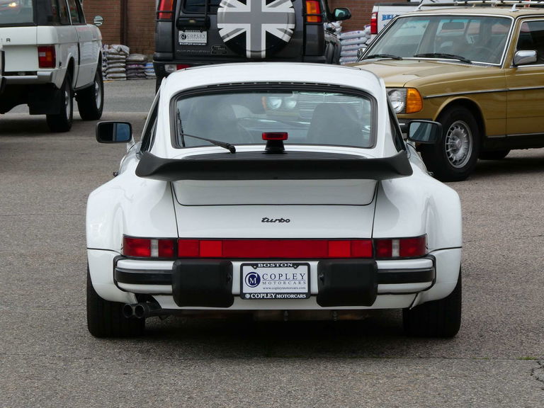 Porsche 911 Turbo 3.3