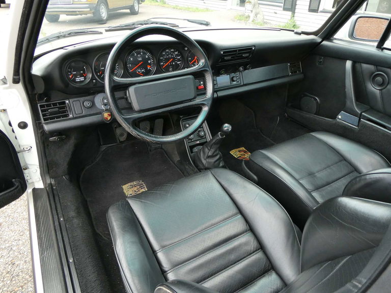 Porsche 911 Turbo 3.3