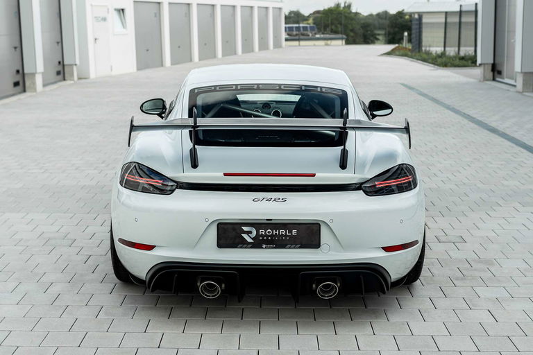 Porsche 718 Cayman GT4 RS