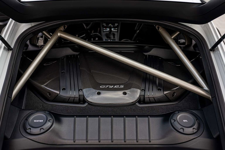 Porsche 718 Cayman GT4 RS