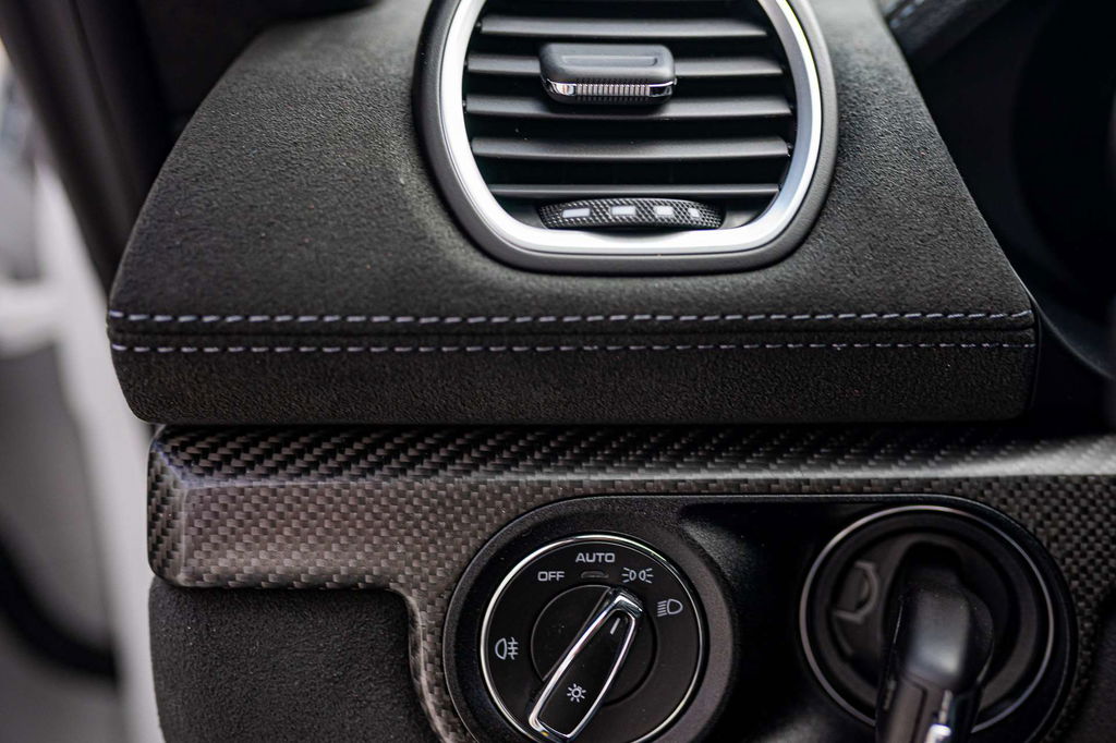 Porsche 718 Cayman GT4 RS