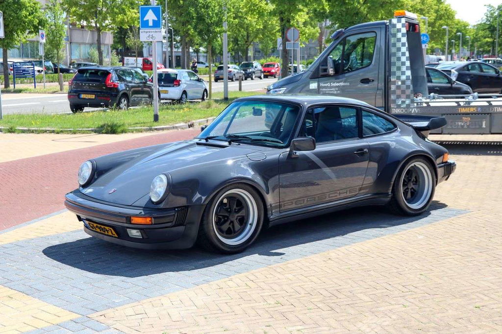Porsche 911 Turbo 3.3