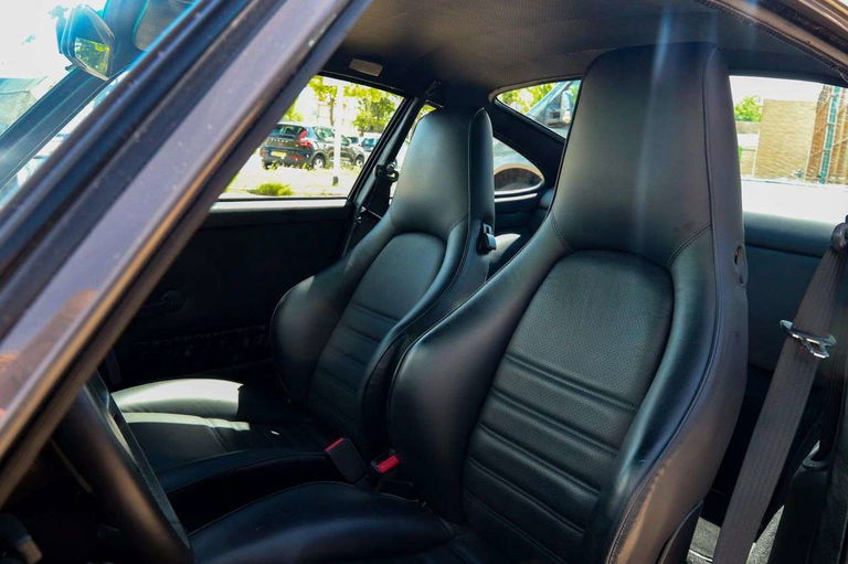 Porsche 911 Turbo 3.3