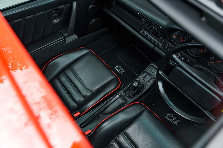 Porsche 964 Carrera 4