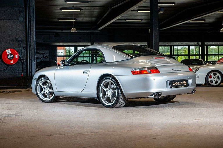 Porsche 996 Carrera