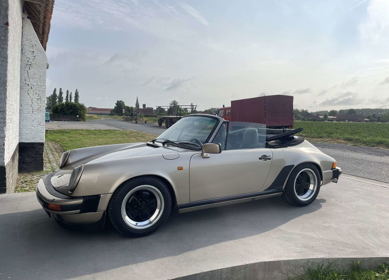 Porsche 911 Carrera 3.2