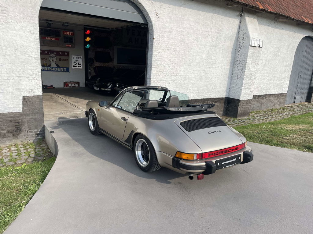 Porsche 911 Carrera 3.2
