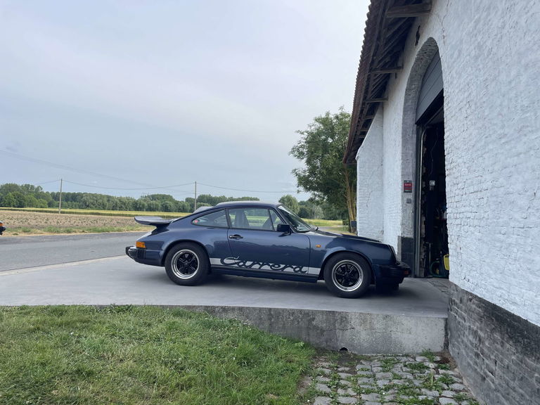 Porsche 911 Carrera 3.2