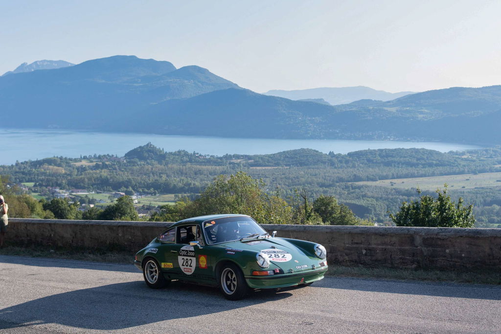 Porsche 911 S (F-Modell)