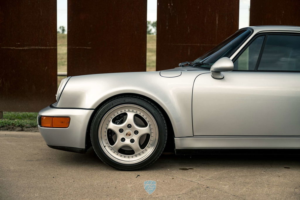 Porsche 964 Carrera 4 WTL