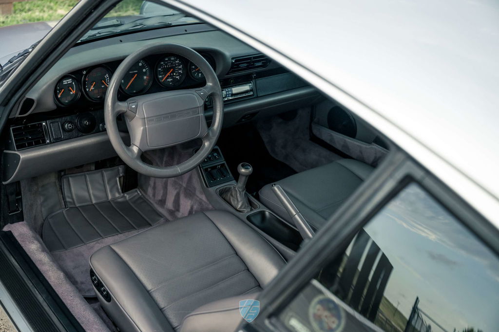 Porsche 964 Carrera 4 WTL