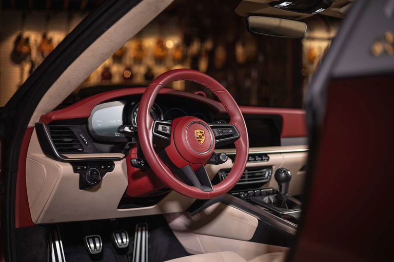 Porsche 992 Heritage Design Edition