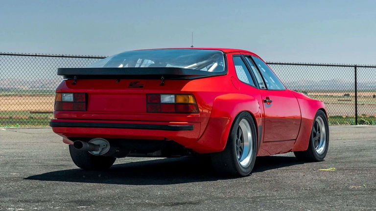 Porsche 924 Carrera GTS