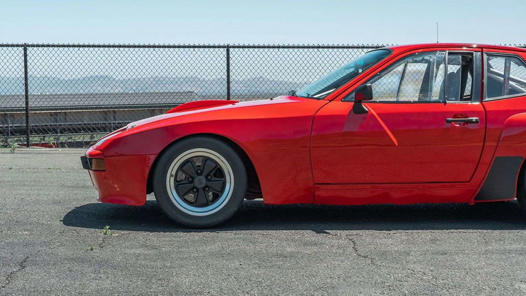 Porsche 924 Carrera GTS