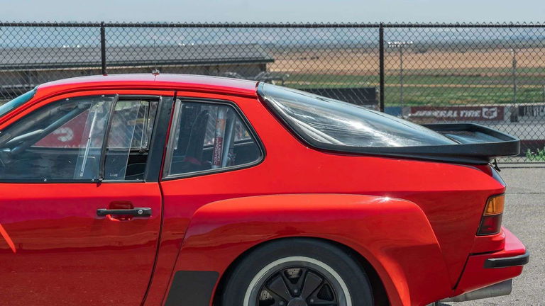 Porsche 924 Carrera GTS