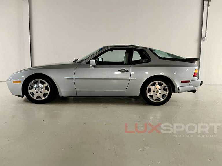 Porsche 944 Turbo S Coupé