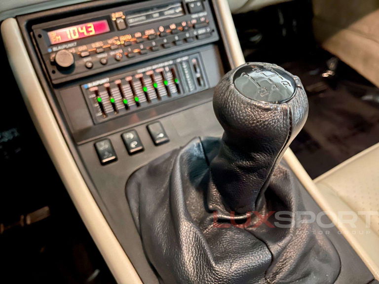 Porsche 944 Turbo S Coupé