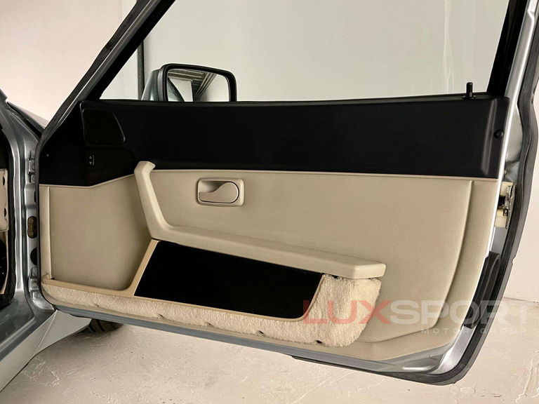 Porsche 944 Turbo S Coupé