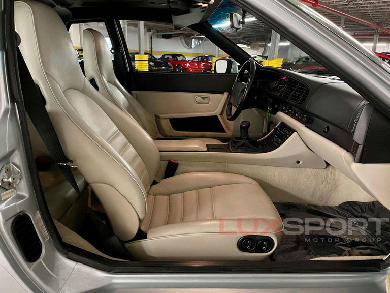 Porsche 944 Turbo S Coupé