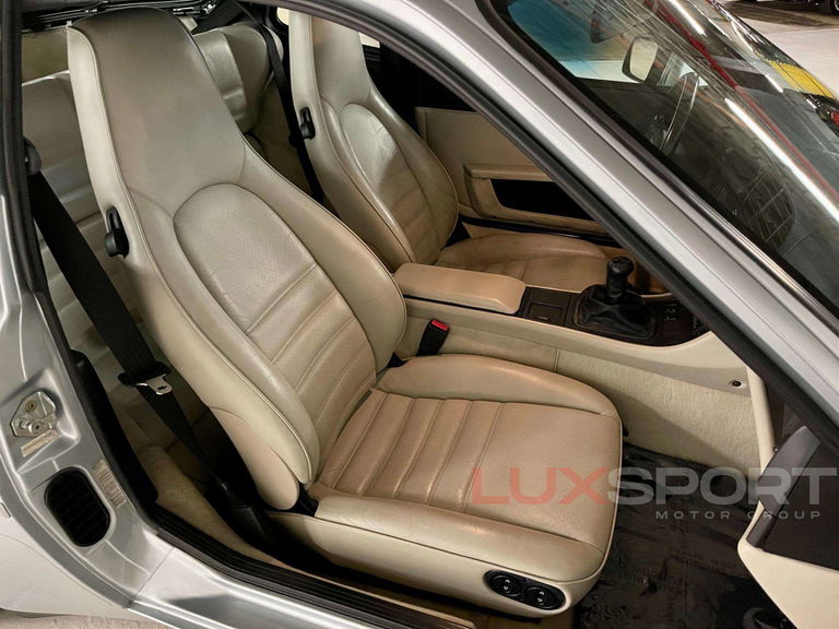 Porsche 944 Turbo S Coupé