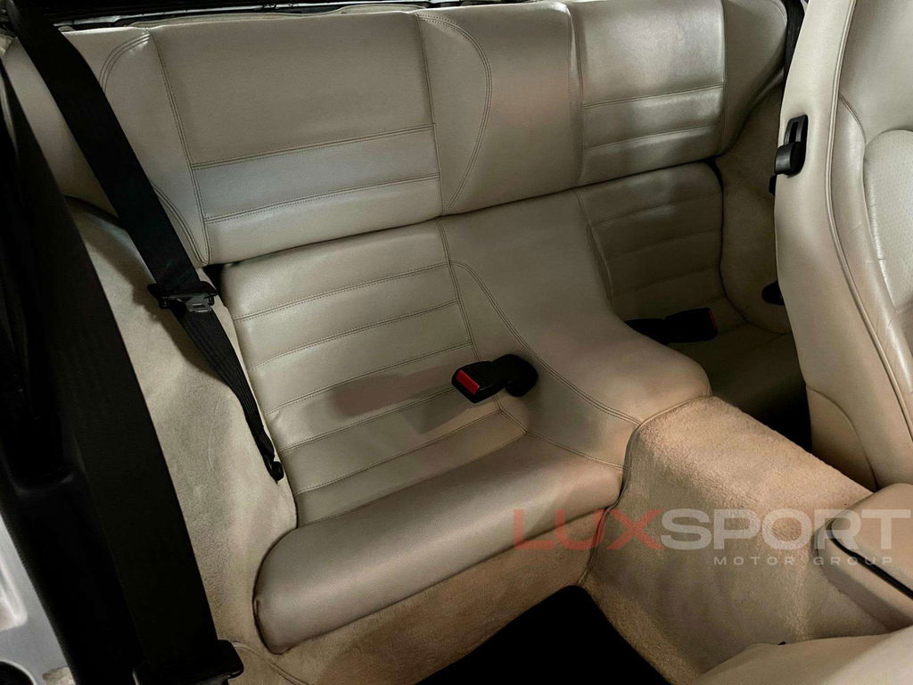 Porsche 944 Turbo S Coupé