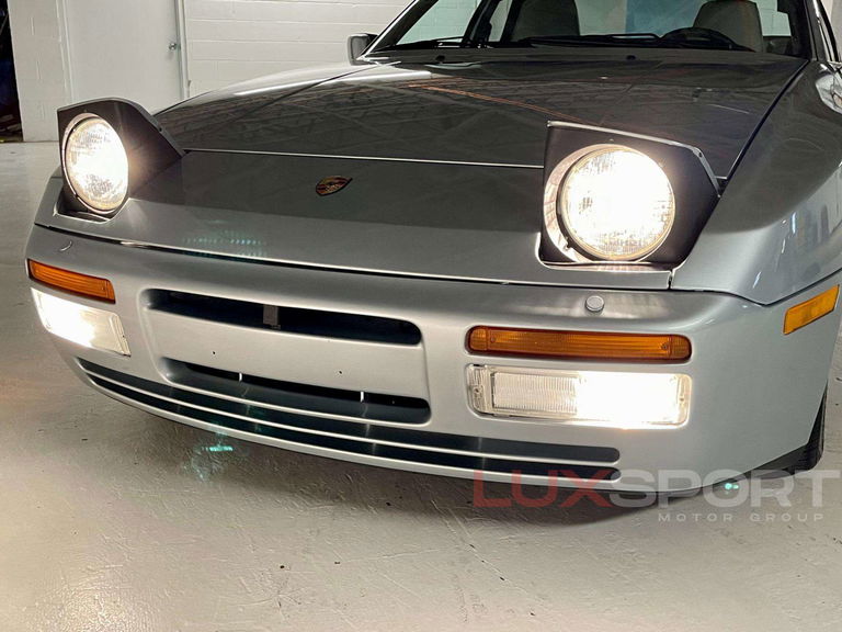 Porsche 944 Turbo S Coupé