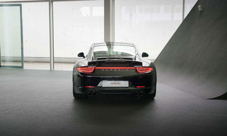 Porsche 991 Carrera 4