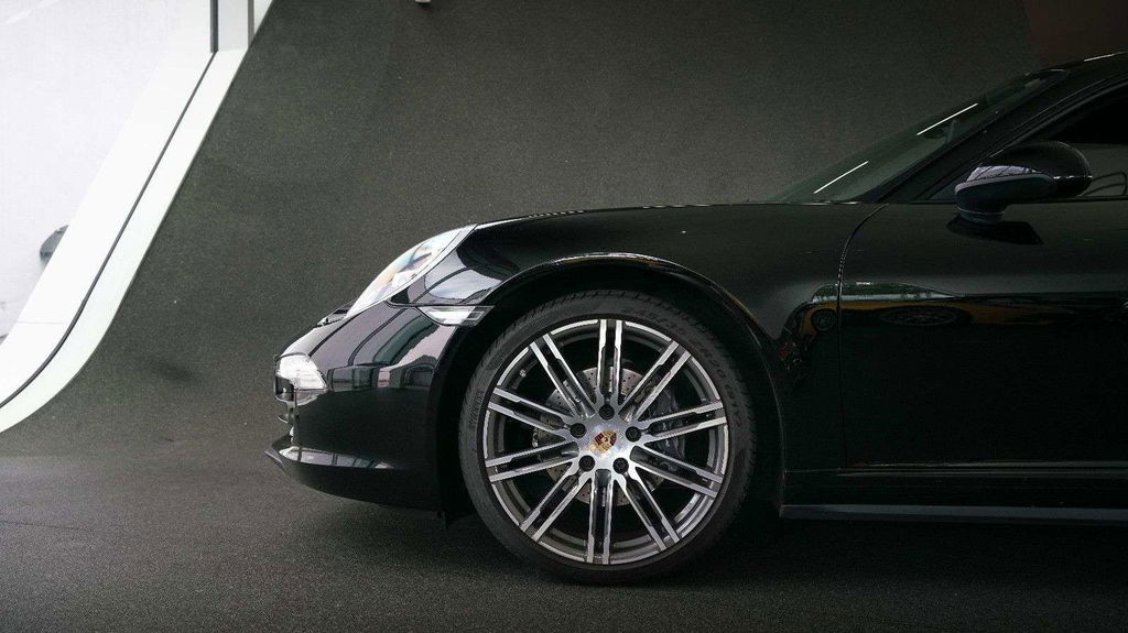 Porsche 991 Carrera 4