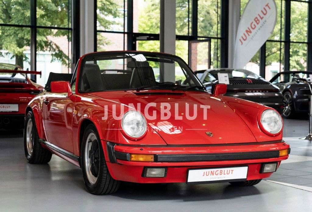 Porsche 911 Carrera 3.2