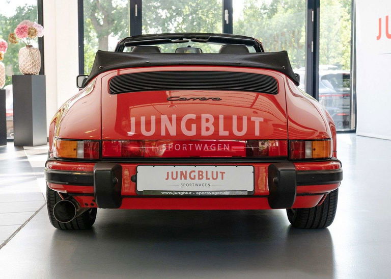 Porsche 911 Carrera 3.2