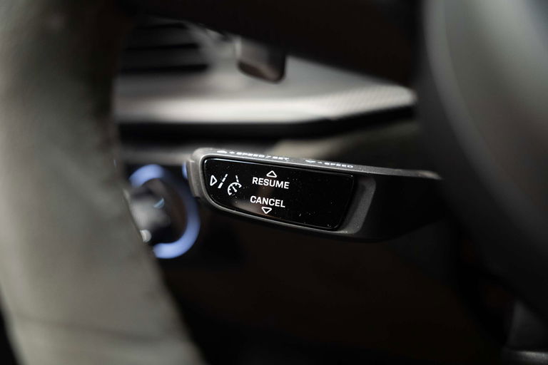 Porsche 992 Carrera 4 GTS