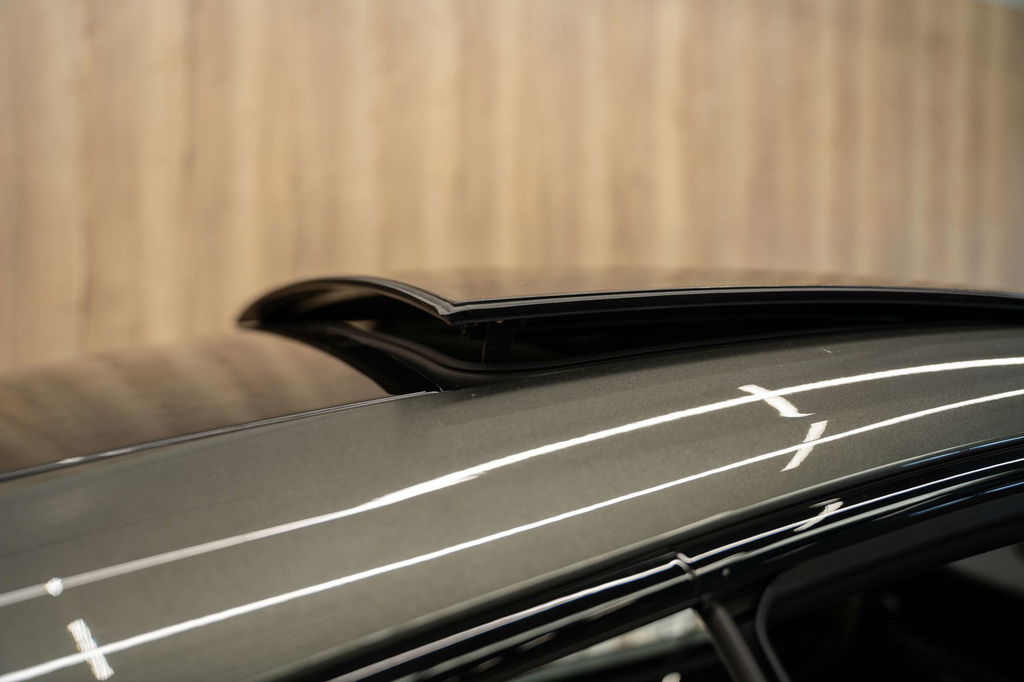 Porsche 992 Carrera 4 GTS