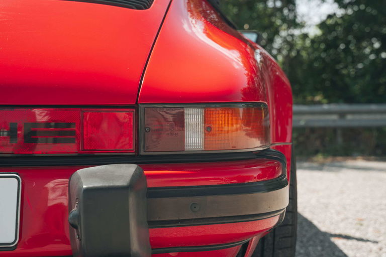 Porsche 911 Carrera 3.2