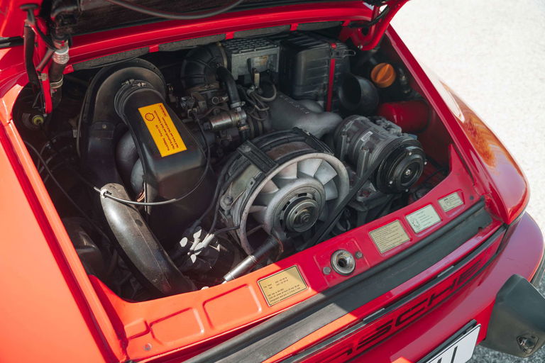 Porsche 911 Carrera 3.2