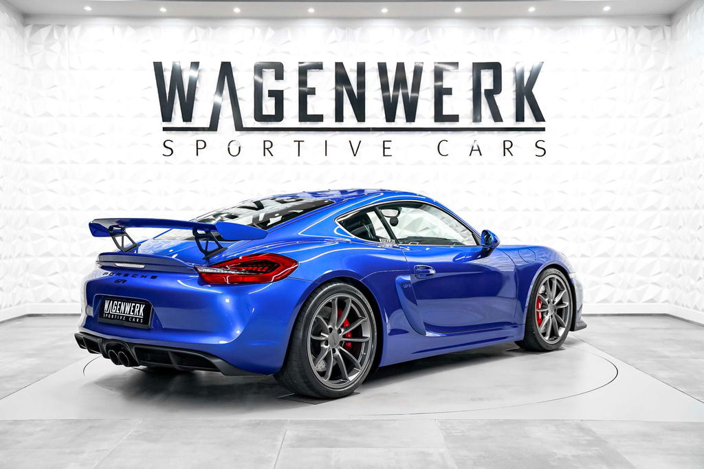 Porsche 981 Cayman GT4