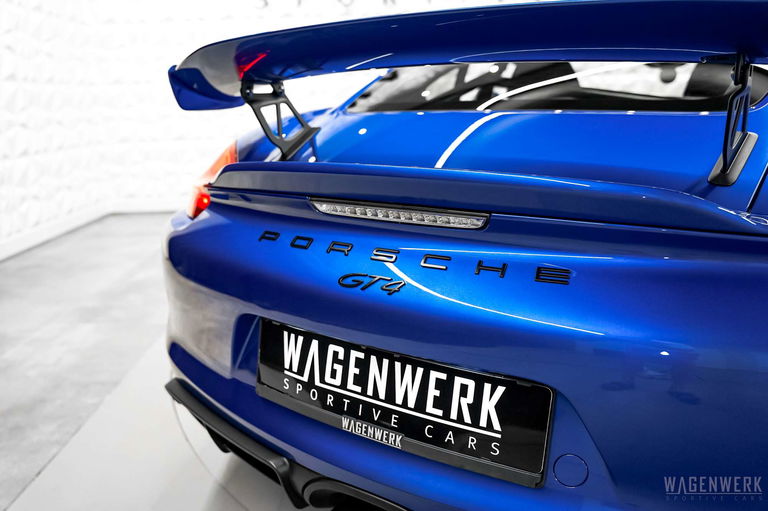 Porsche 981 Cayman GT4