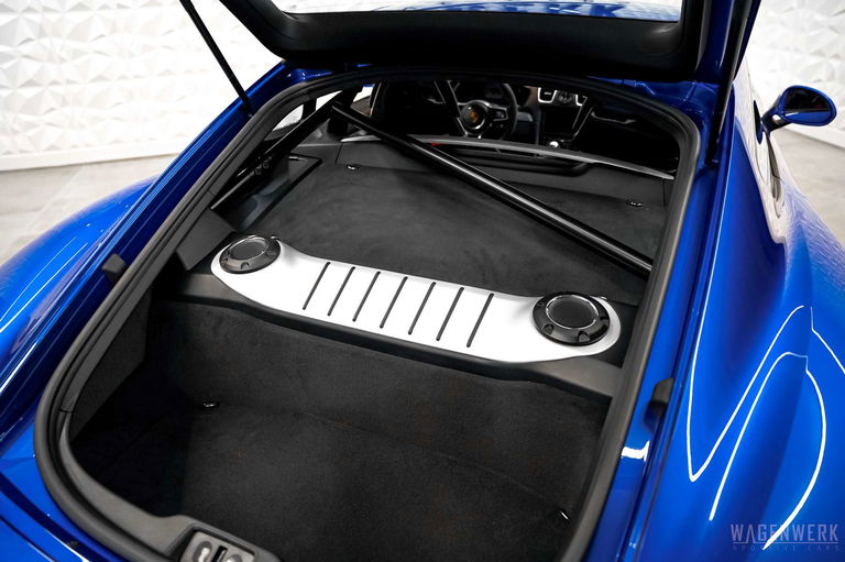 Porsche 981 Cayman GT4