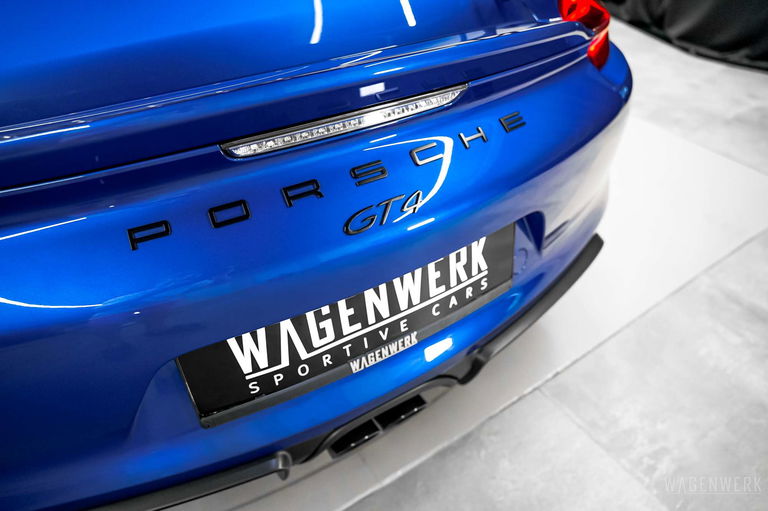 Porsche 981 Cayman GT4